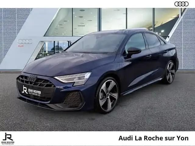 Bleu navarre métallisé Nouvelle 2025 Audi A3 S-Line Berline | 41 899 € (Prix juste) - Image 1/4