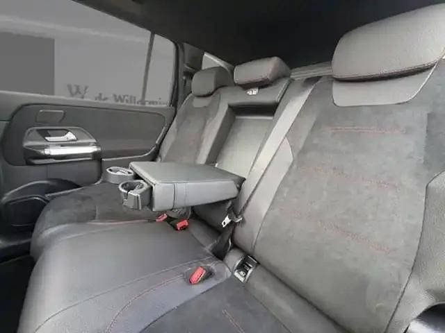 Occasion Mercedes GLB200 AMG line 2025 Noir cosmos métallisé SUV