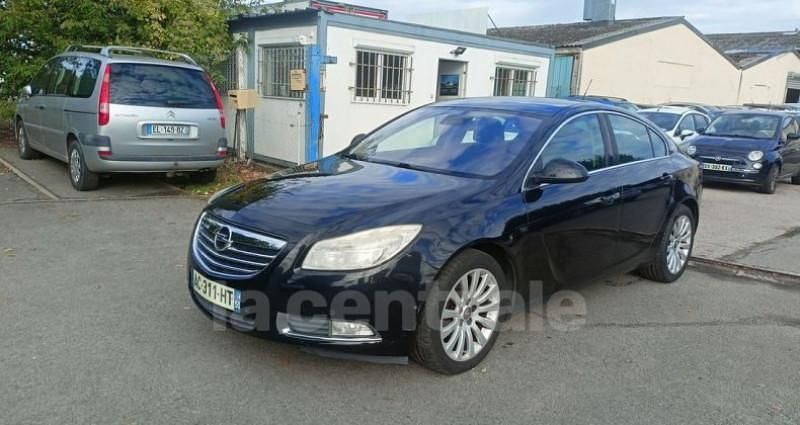 Noir Utilisé 2009 Opel Insignia Cosmo Berline | 4 990 € (Prix juste) - Image 1/1