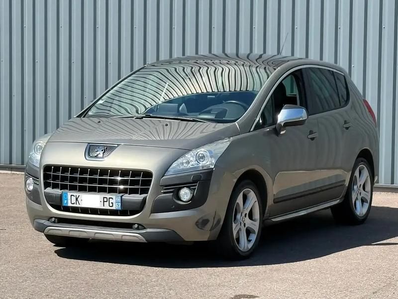 Beige Utilisé 2012 Peugeot 3008 SUV | 5 999 € (Prix juste) - Image 1/4