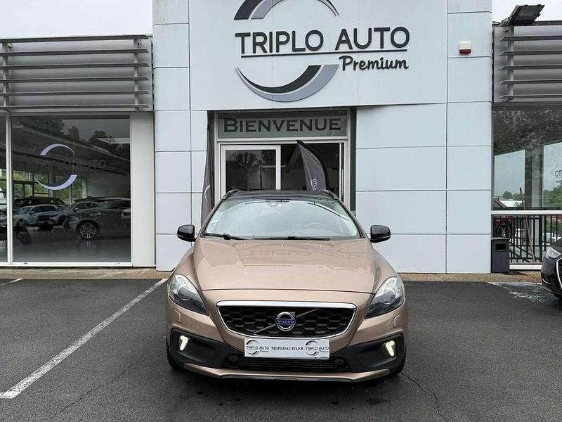 Occasion Volvo V40 Summum 2015 SUV
