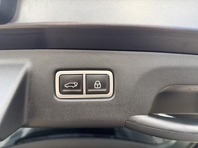 Occasion Kia Sorento 180 ch (132 kW) 2023 Gris comã¨te mã©tallisã© SUV