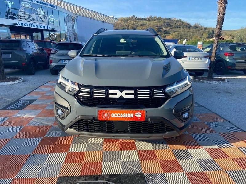 Occasion Dacia Jogger Expression 110 ch (80 kW) 2024 Gris Monospace