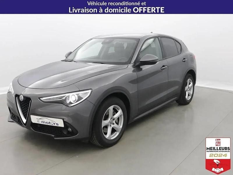 Gris Occasion 2019 Alfa Romeo Stelvio Super SUV | 22 900 € (Bon prix) - Image 1/4