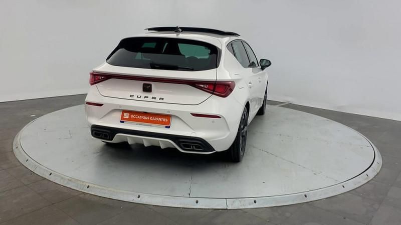 Image 2/4