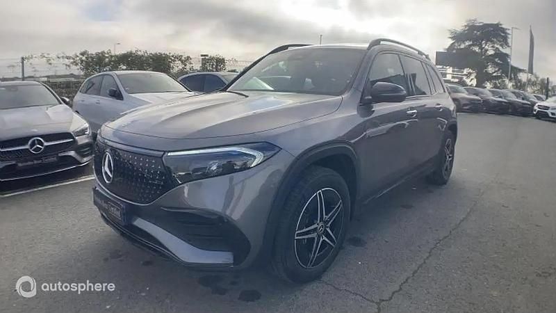 Gris montagne métallisé Utilisé 2024 Mercedes EQB350 AMG line SUV | 49 999 € (Prix juste) - Image 1/4