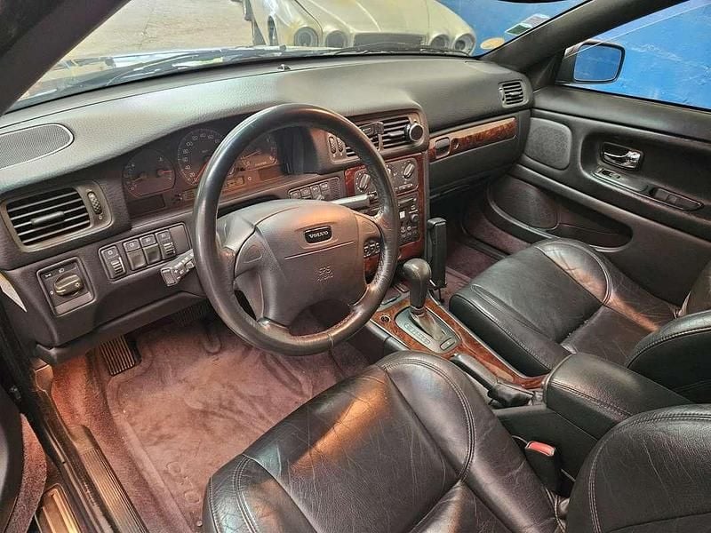 Occasion Volvo C70 Summum 200 ch (147 kW) 1999 Gris Cabriolet