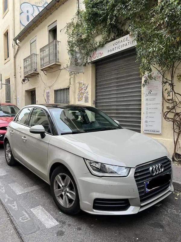Beige Utilisé 2017 Audi A1 Sportback Ambition Citadine | 13 500 € (Prix juste) - Image 1/4
