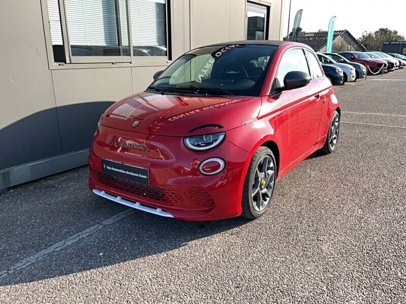 Rouge Utilisé 2024 Abarth 500e Citadine | 30 990 € (Prix juste) - Image 1/4