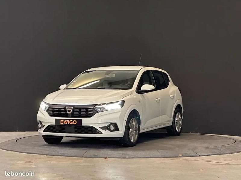 Blanc Utilisé 2021 Dacia Sandero Comfort Berline | 11 990 € (Bon prix) - Image 1/4