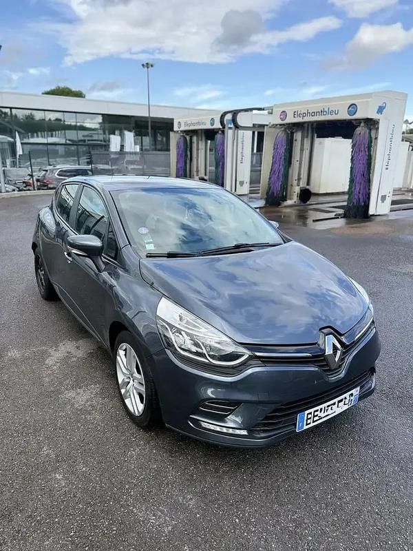 Utilisé 2016 Renault Clio IV Zen Berline | 6 900 € (Prix juste) - Image 1/4