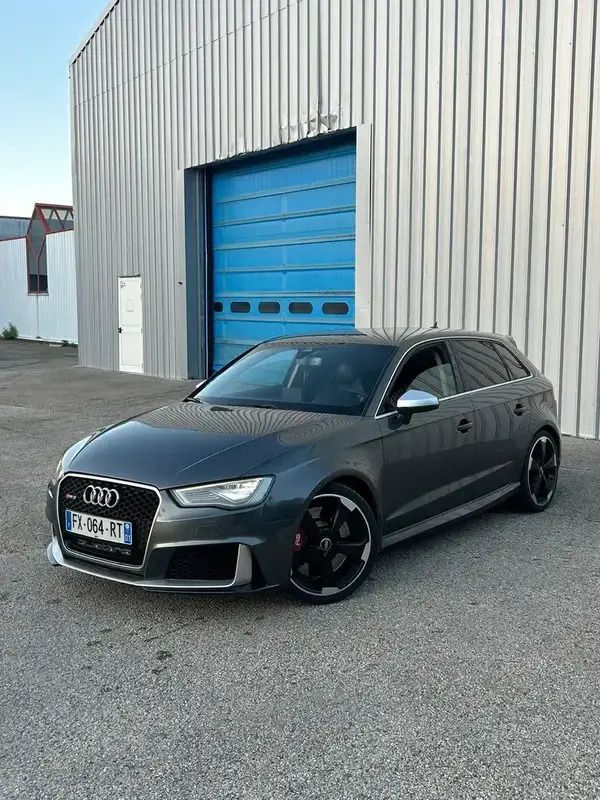 Utilisé 2016 Audi RS3 Sportback Citadine | 34 500 € (Prix juste) - Image 1/4