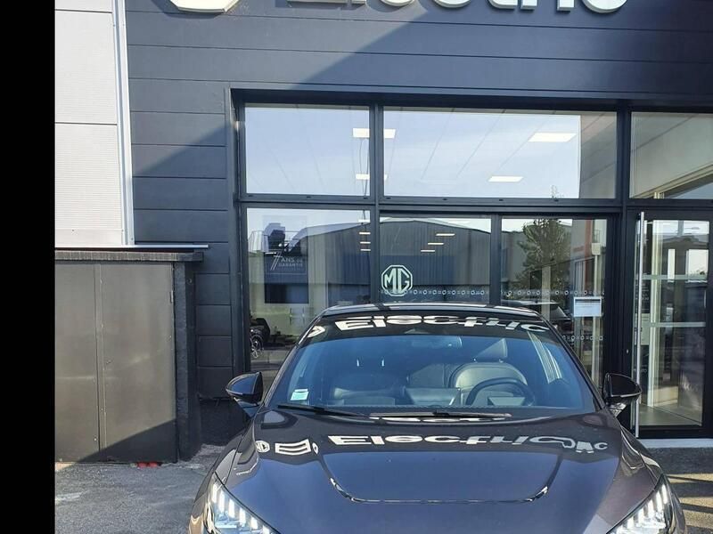 Gris Utilisé 2023 MG MG4 EV Citadine | 25 990 € (Super prix) - Image 1/3