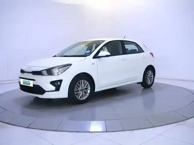 Blanc Occasion 2022 Kia Rio Berline | 12 990 € (Super prix) - Image 1/4