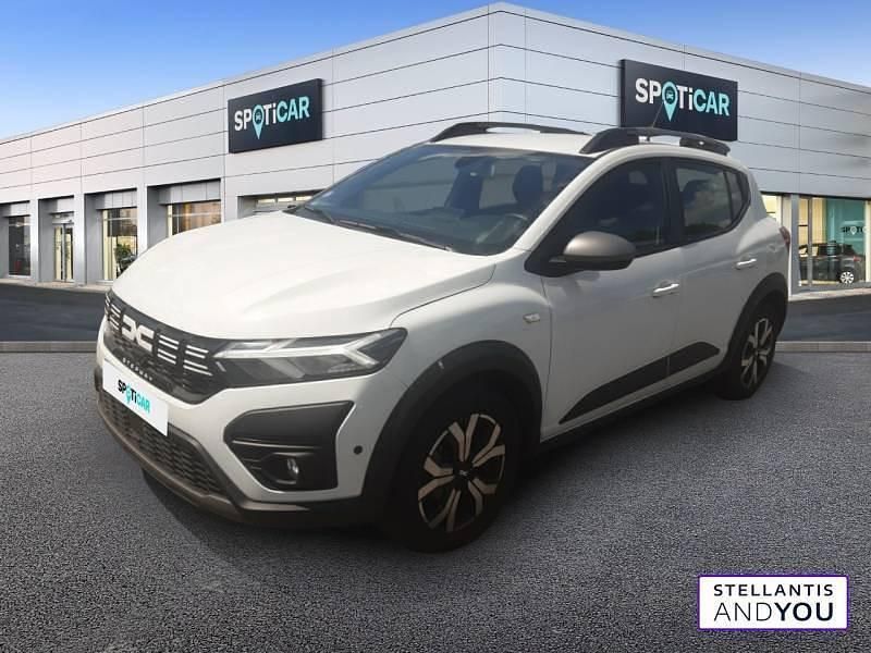 Utilisé 2023 Dacia Sandero Extreme Citadine | 17 990 € (Prix cher) - Image 1/4