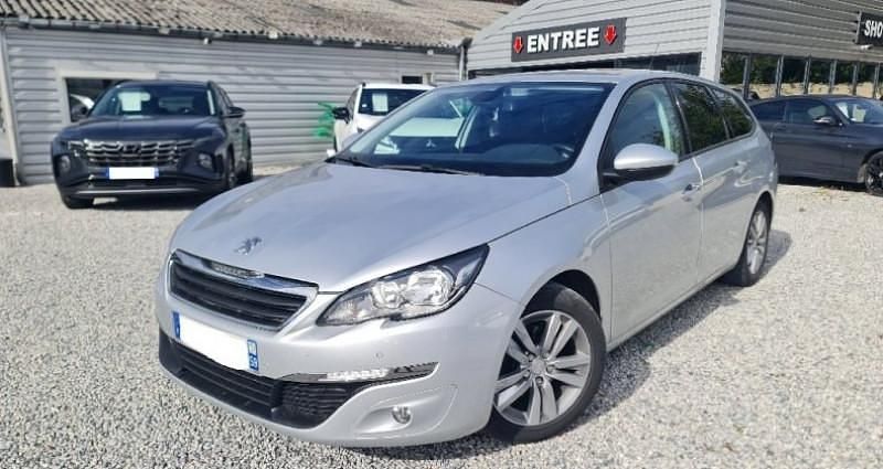 Utilisé 2014 Peugeot 308 Allure Berline | 5 990 € (Prix cher) - Image 1/4