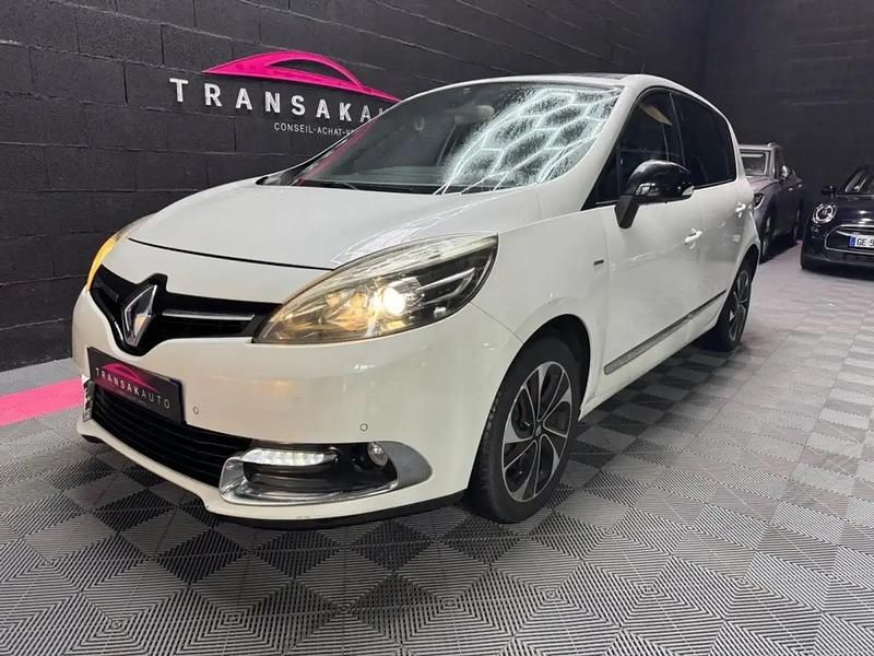 Blanc Occasion 2014 Renault Scénic III Bose Edition Monospace | 7 990 € - Image 1/4