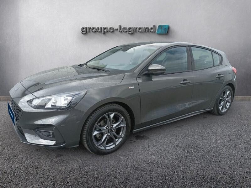 Gris Utilisé 2019 Ford Focus ST-Line Berline | 15 990 € (Prix juste) - Image 1/4