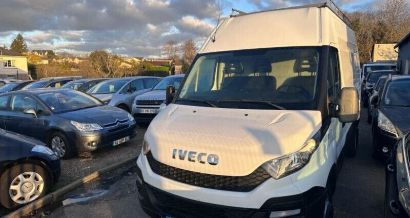 Blanc Utilisé 2016 Iveco Daily Monospace | 20 400 € - Image 1/4