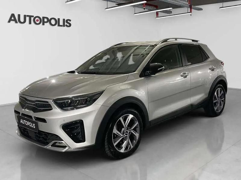 Occasion Kia Stonic GT-Line 101 ch (74 kW) 2024 Gris SUV