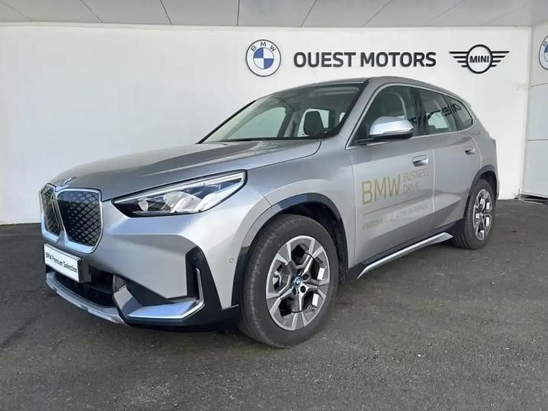 Argent Utilisé 2024 BMW iX1 xLine SUV | 45 890 € (Prix assez cher) - Image 1/4