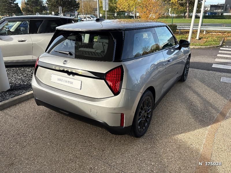 Nouvelle Mini Cooper Essential 160 kW (218 ch) 2025 Citadine