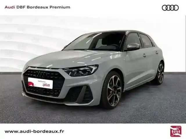 Gris Utilisé 2023 Audi A1 Competition Berline | 31 990 € - Image 1/4