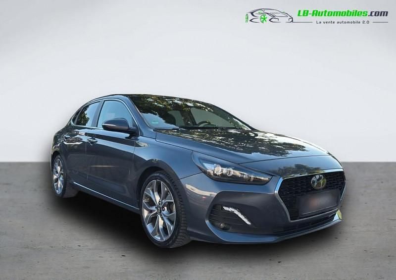 Utilisé 2018 Hyundai i30 Berline | 20 700 € (Prix juste) - Image 1/4