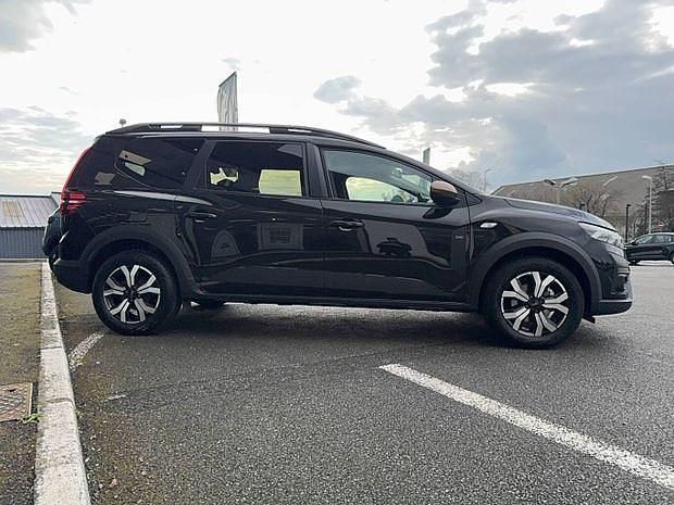 Noir Utilisé 2024 Dacia Jogger Extreme | 21 090 € (Prix juste) - Image 1/4