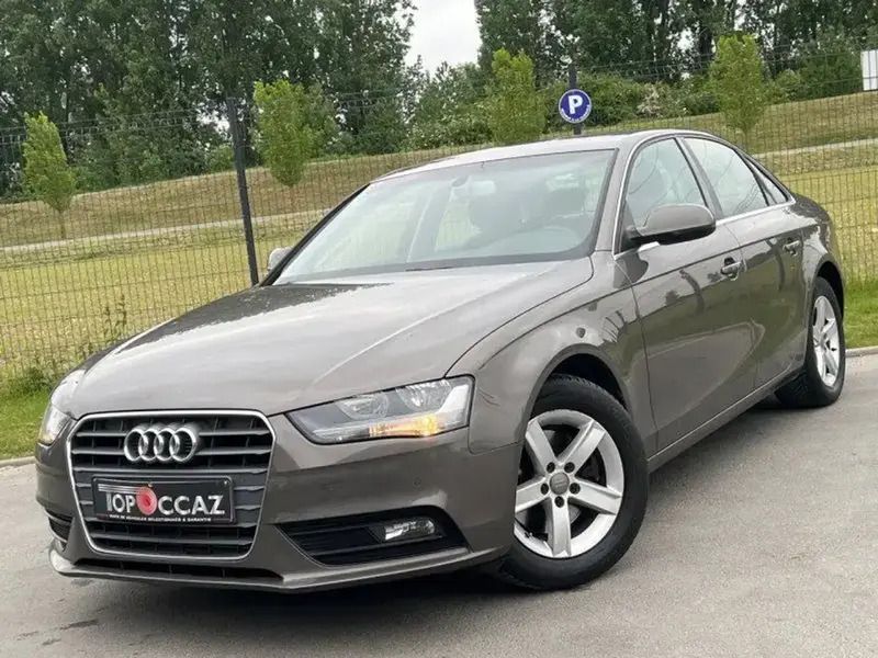 Utilisé 2013 Audi A4 Ambiente Berline | 12 990 € - Image 1/4