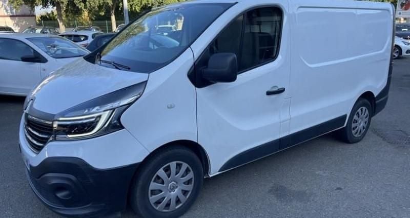 Utilisé 2019 Renault Trafic Van | 16 990 € (Super prix) - Image 1/4