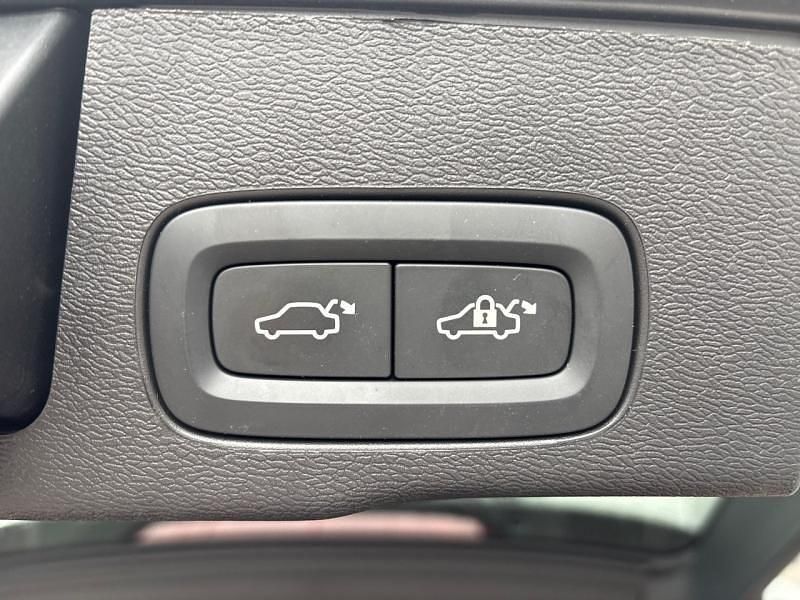 Occasion Volvo XC60 Ultra 253 ch (186 kW) 2025 Gris SUV