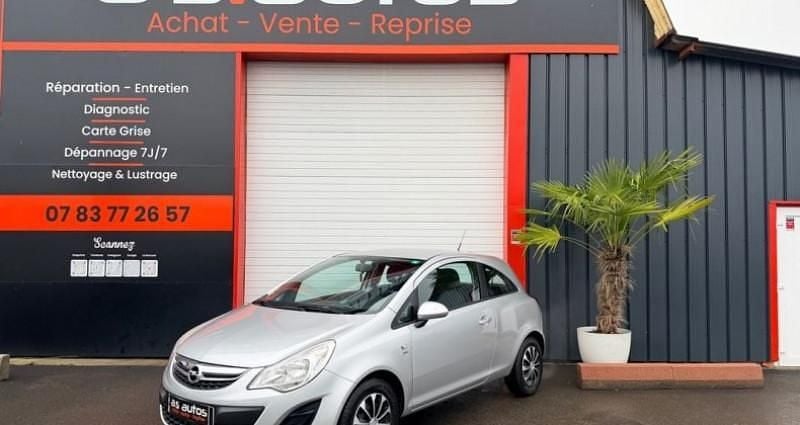 Gris Occasion 2013 Opel Corsa Citadine | 3 690 € (Bon prix) - Image 1/4