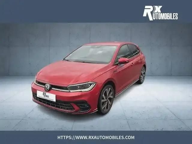 Rouge Utilisé 2022 VW Polo R-line Berline | 19 490 € (Prix juste) - Image 1/4