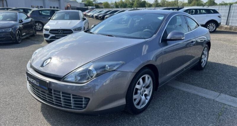 Utilisé 2009 Renault Laguna III Berline | 5 990 € (Prix juste) - Image 1/4