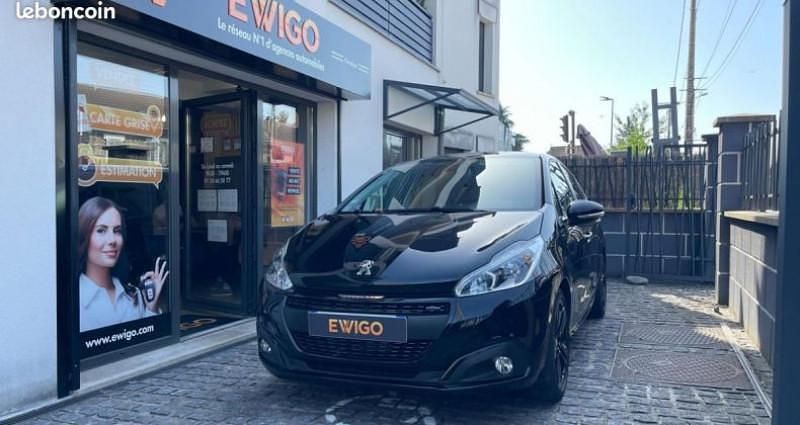 Noir Utilisé 2019 Peugeot 208 GT-line Citadine | 12 990 € (Bon prix) - Image 1/4