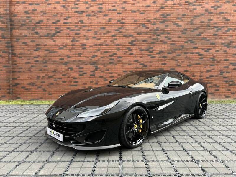 Noir Utilisé 2019 Ferrari Portofino Cabriolet | 224 890 € - Image 1/4