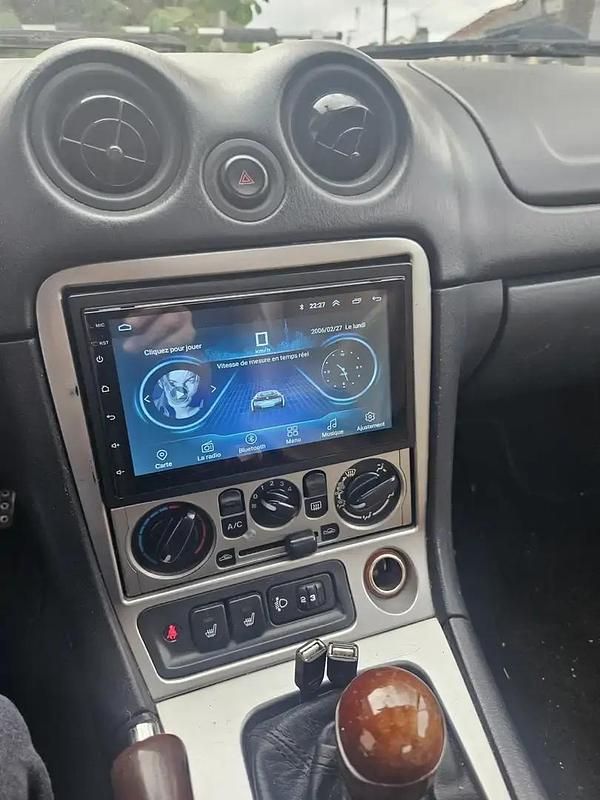 Noir Occasion 2005 Mazda MX5 Cabriolet | 3 500 € - Image 1/4