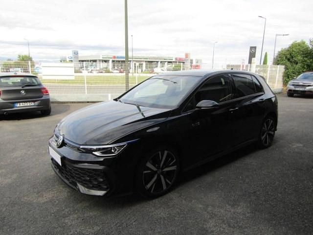 Utilisé 2025 VW Golf VIII GTE | 42 540 € - Image 1/4