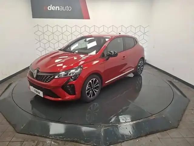 Rouge flamme Occasion 2025 Renault Clio V Techno Citadine | 17 790 € (Prix juste) - Image 1/4