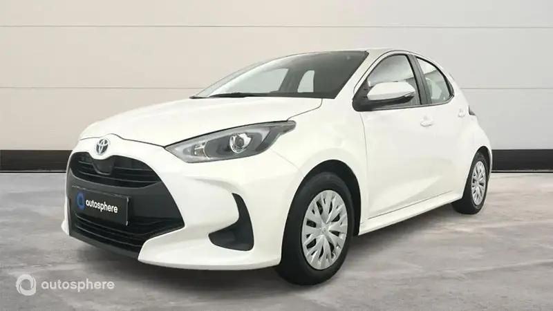 Utilisé 2023 Toyota Yaris Hybrid Berline | 19 499 € (Prix juste) - Image 1/4
