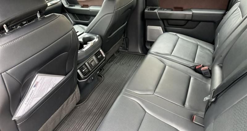 Occasion Ford V8 Lariat 405 ch (297 kW) 2023 Van