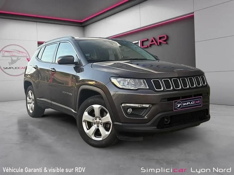 Gris Occasion 2018 Jeep Compass Limited SUV | 16 980 € (Prix juste) - Image 1/4