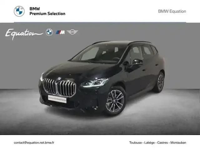 Saphirschwarz métallisé Utilisé 2025 BMW 225 Active Tourer M Sport Monospace | 42 990 € - Image 1/4