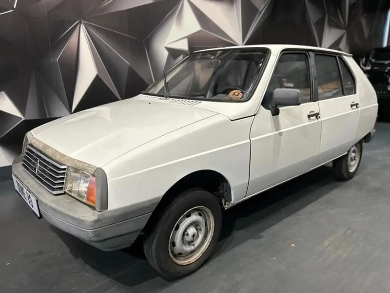 Blanc Occasion 1981 Citroën Visa Citadine | 1 790 € - Image 1/4