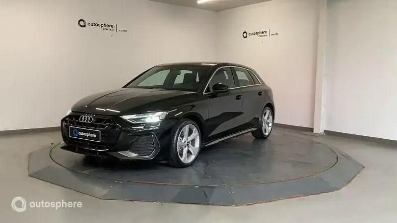 Utilisé 2024 Audi A3 S-Line Berline | 36 299 € (Prix juste) - Image 1/4