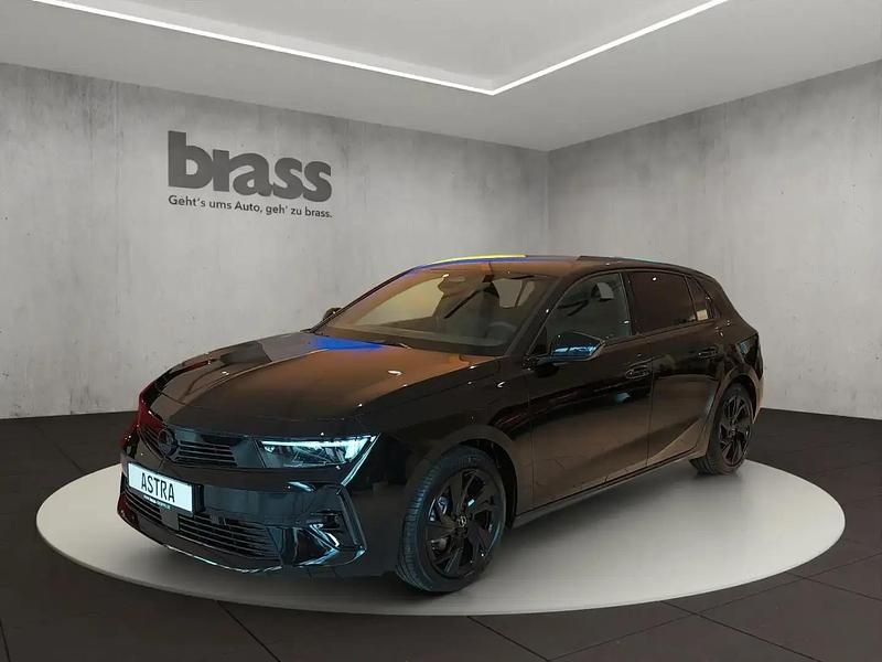 Noir Nouvelle 2025 Opel Astra Berline | 29 450 € (Prix cher) - Image 1/4