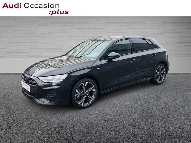 Noir mythique métallisé Nouvelle 2026 Audi A3 Sportback e-tron S-Line Citadine | 49 900 € (Prix juste) - Image 1/4