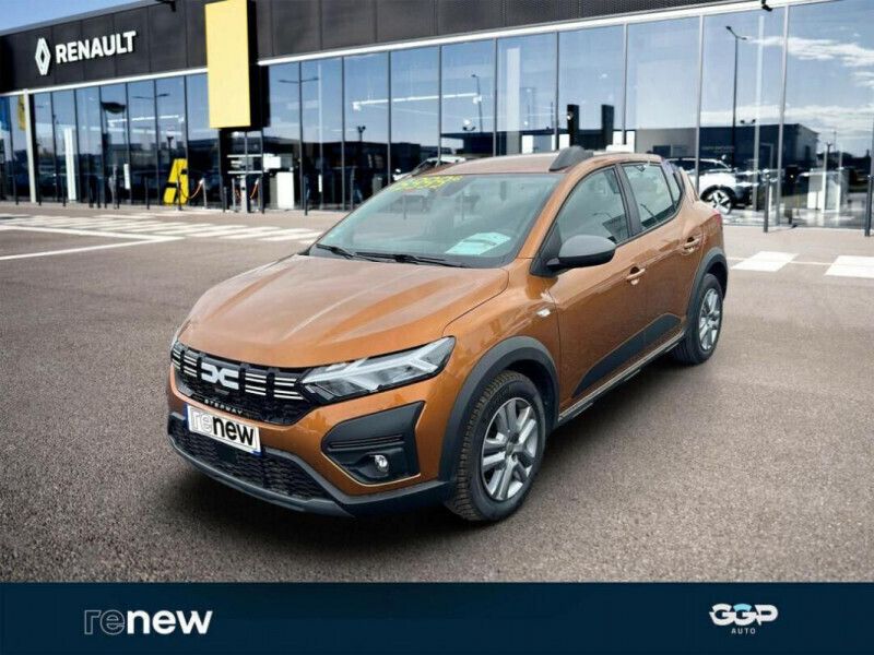 Orange Utilisé 2023 Dacia Sandero Expression Citadine | 15 499 € (Prix juste) - Image 1/4
