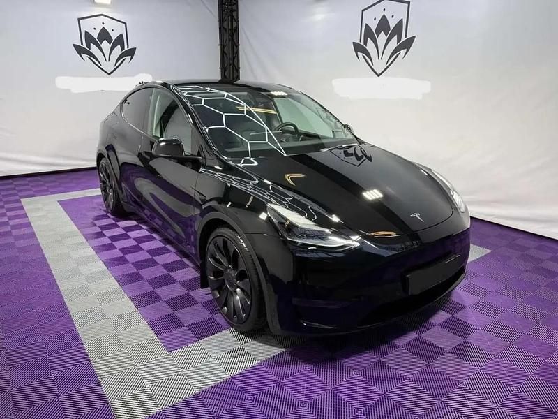 Noir Utilisé 2022 Tesla Model Y SUV | 39 000 € - Image 1/4